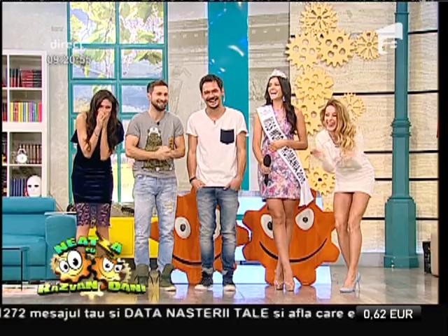 Răzvan și Dani defilează &icirc;n platou ca pe podiumul de modă