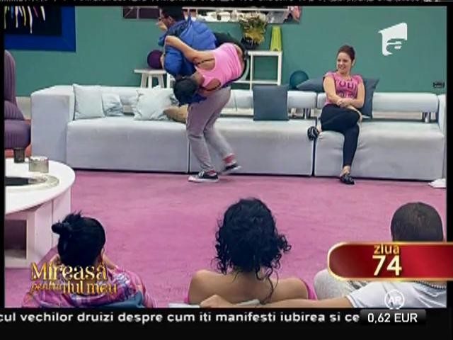 Alexandru, veşnicul v&acirc;nător al iubirii, &icirc;şi urmăreşte prada!