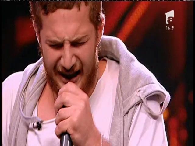 Maria Tănase - Lume, lume. Vezi interpretarea lui Andrei Ioniţă, la X Factor!