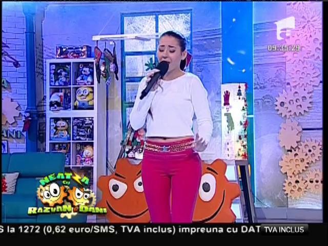 Nicole Cherry - "Have yourself a Merry little Christmas"