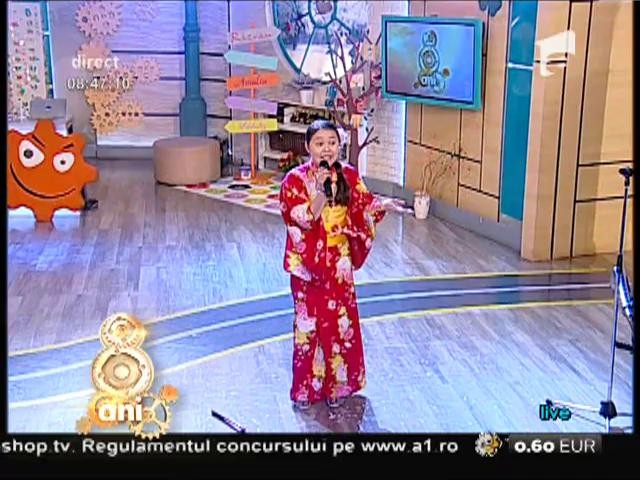 Sara Nukina - "&Icirc;n palton sau kimono"