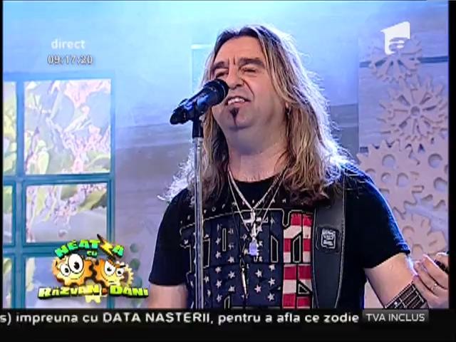 M&acirc;na sus cine iubește muzica rock! &Icirc;n platou la "Neatza" a fost super moment, pe "Ploaia&rdquo;!