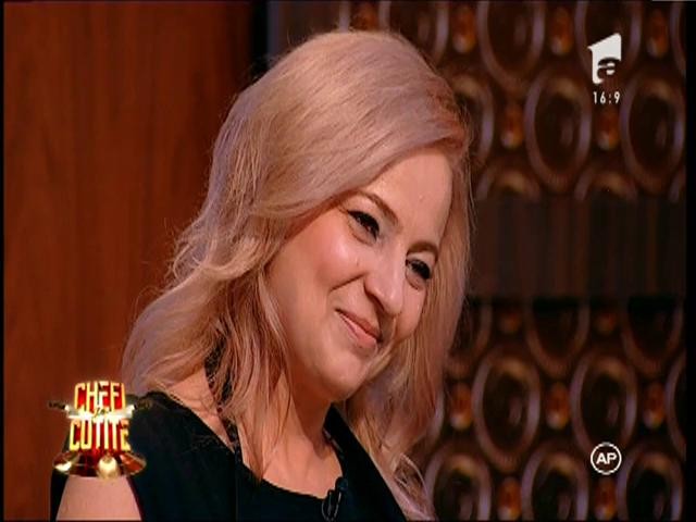 Mihaela Carneiro a primit două bețe! Cătălin Scărlătescu: &rdquo;Să le ții minte toată viața&rdquo;