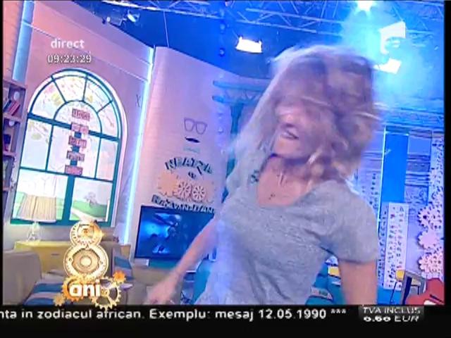 Anushka c&acirc;ntă și ne &icirc;nc&acirc;ntă! "On your level" s-a auzit la "Neatza"!