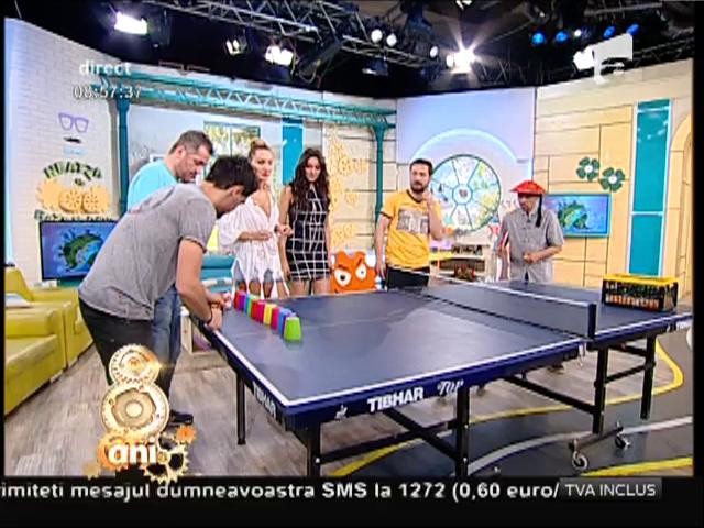 Ping-pong, ping-pong, tensiune maximă în "terenul Neatza"! Jocul a reuşit, jucătorul a rămas cu nasul la locul lui!