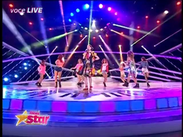 Ce ținută, ce eleganță! Gipsy Kings, &icirc;ntr-o singură voce! "Bamboleo" s-a auzit perfect &icirc;n interpretarea Dariei!