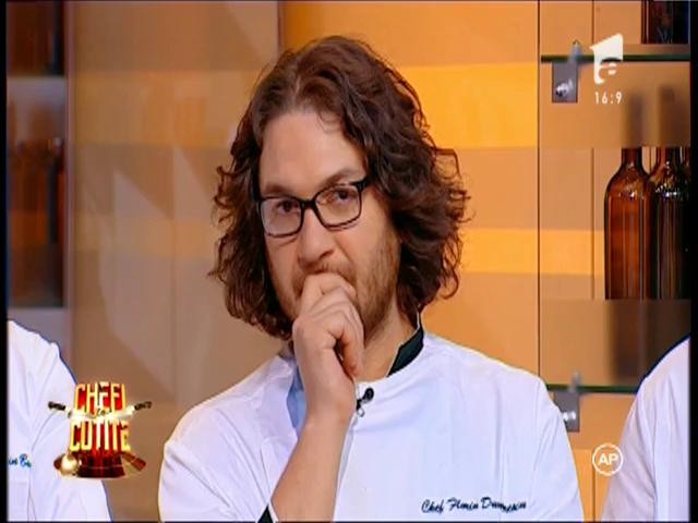 Jurizare! Echipa neagră și echipa roșie la duel