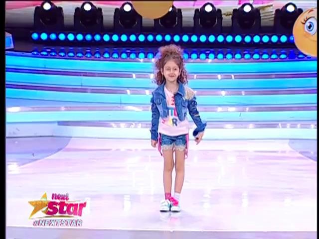 Prezentare: Adnana Mocanu - șase ani, Galați