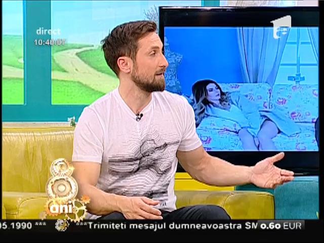 Ajutor, platoul a fost invadat de șosete! Matinalii versus artiștii: Răzvan și Dani, Lidia Buble și Adi S&icirc;nă: Concurs de aruncat rufe la coş