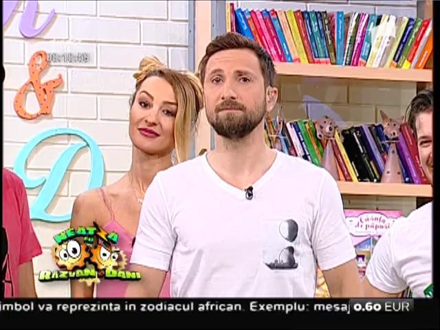 R&acirc;zi cu lacrimi! Dani Oțil ne prezintă "mersul de sală": "- Răzvane, să o luăm &Icirc;NCOLO?!" - "Eu zic să răm&acirc;nem AICI!"
