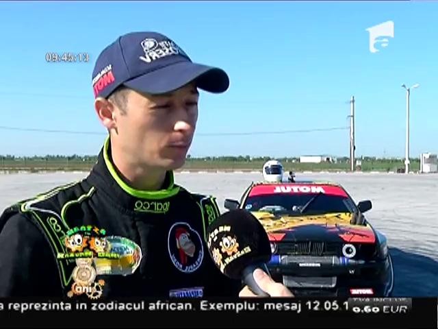 Tainele derapajului controlat. Mașini tunate pe pista de drift