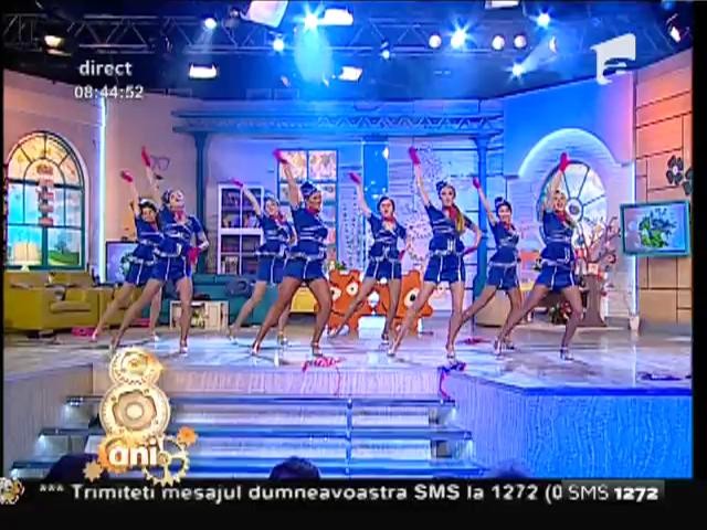 Fetele de la Vogue, dans perfect &icirc;n platoul de la Neatza