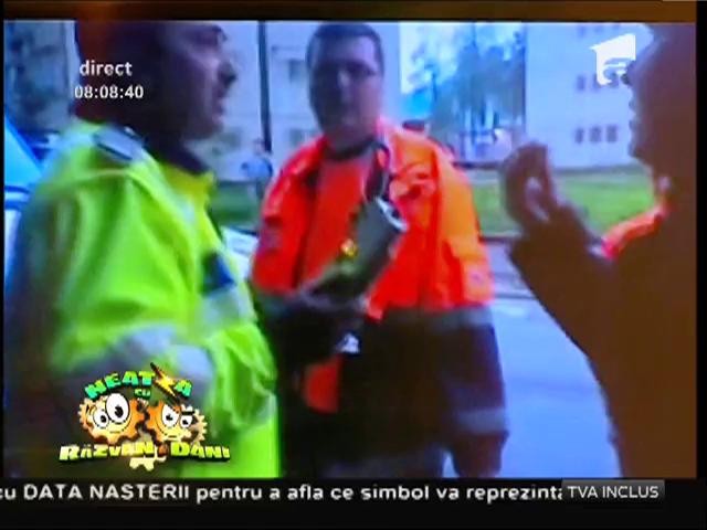 Smiley news! Ce faci atunci c&acirc;nd te oprește poliția și "te simte?" Ii spui că ai luat... pastilele pe bază de alcool!
