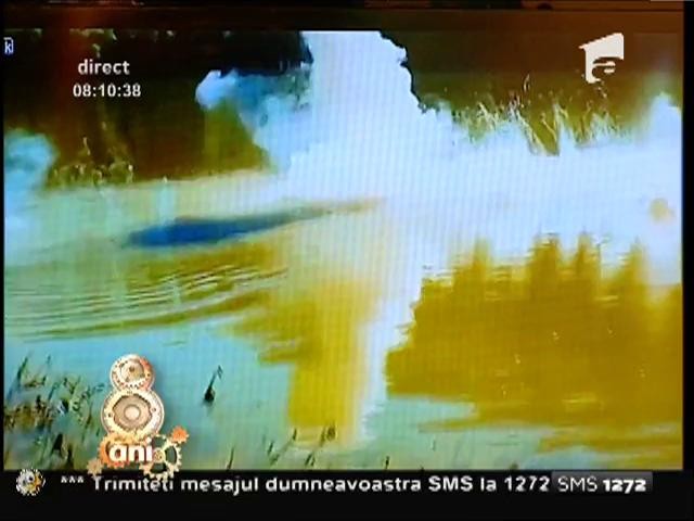 Smiley News: Ce se &icirc;nt&acirc;mplă dacă faci "broasca" cu o bucată de sodiu