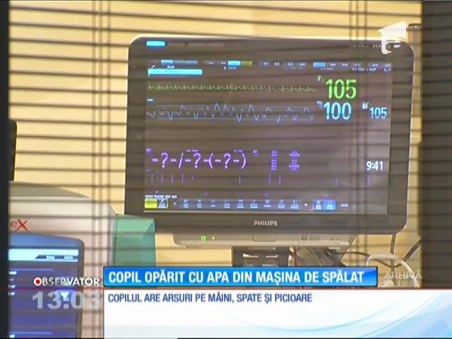 O fetiţă de doar doi ani din judeţul Vaslui este &icirc;n stare gravă după ce s-a opărit cu apa din maşina de spălat