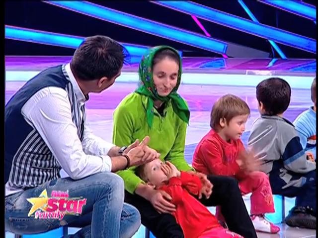 Au trăit mai bine de un an &icirc;n pădure! Cinci copii şi mama lor se luptă cu sărăcia