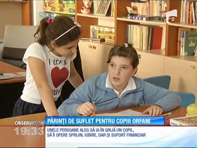 Rom&acirc;nii aleg să ia &icirc;n grijă un copil, să &icirc;i ofere sprijin, iubire și suport financiar