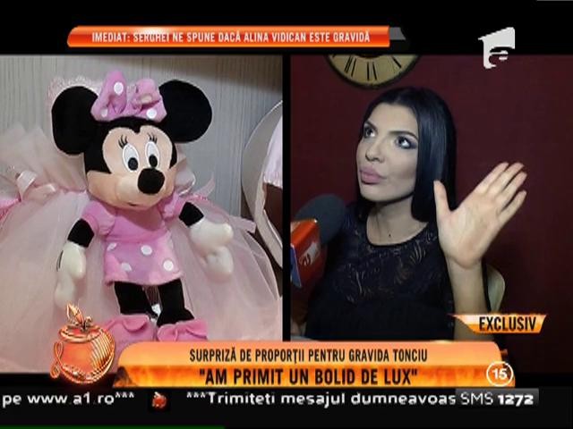 Surpriză de proporţii pentru graviduţa Andreea Tonciu: "Am primit un bolid de lux!"