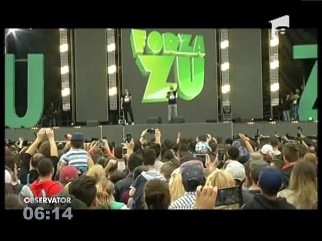 Forza ZU a pornit difuzoarele, iar muzica a adunat peste 100.000 de oameni &icirc;n Piaţa Constituţiei