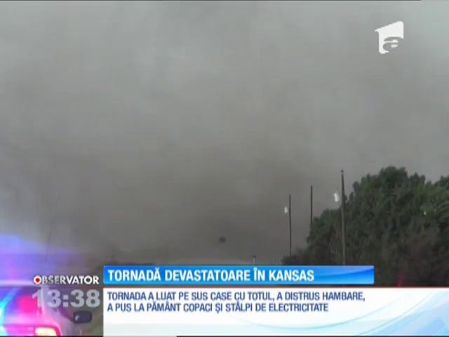 O tornadă uriaşă a facut ravagii &icirc;n statul american Kansas