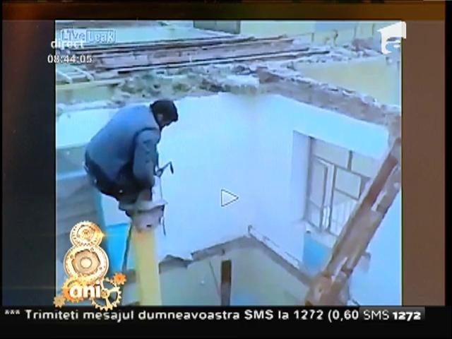 Smiley News: Cum taie Dorel din Iran cu aparatul de sudură