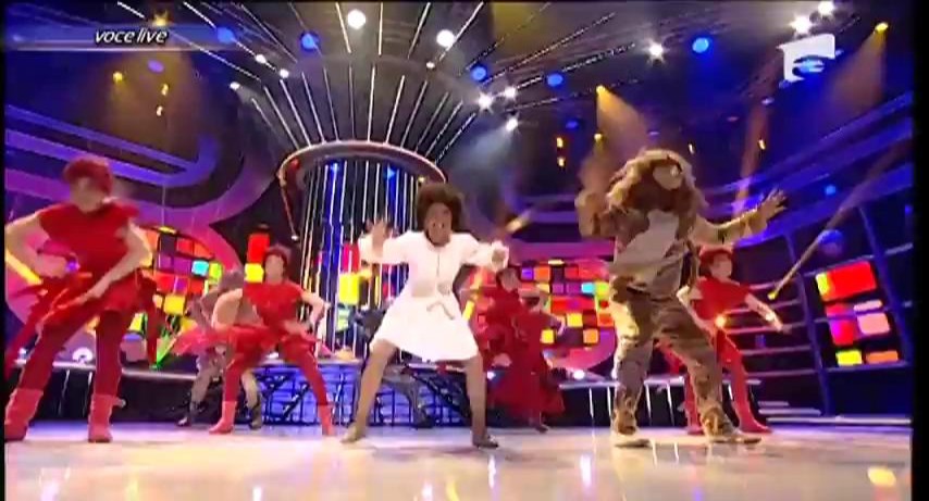 Theo Rose se transformă în The Wiz: "Everybody rejoice"