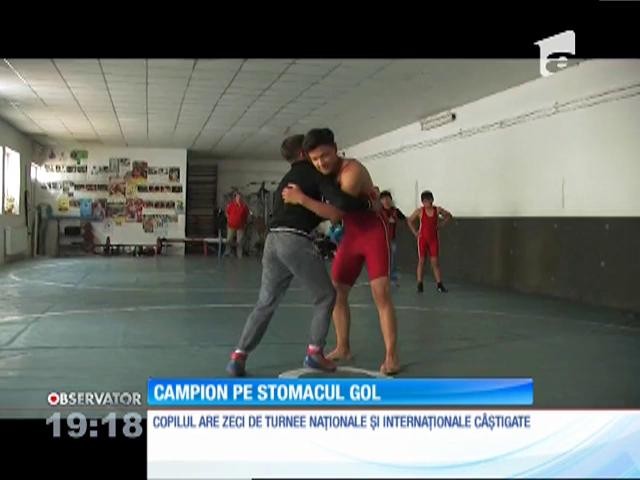 Manuel Stoica, copilul fenomen al luptelor &icirc;n Rom&acirc;nia, nu are adversar