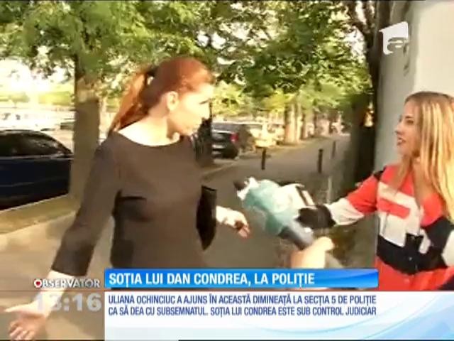 Soţia lui Dan Condrea a fost &icirc;n această dimineaţă la Poliţie. O obligă controlul judiciar să dea cu subsemnatul