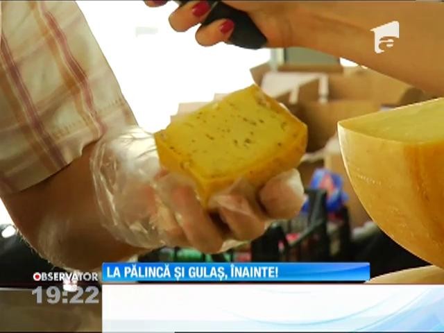 Bucureştenii s-au &icirc;nfruptat din bucătăria secuilor pe ritmuri tradiţionale