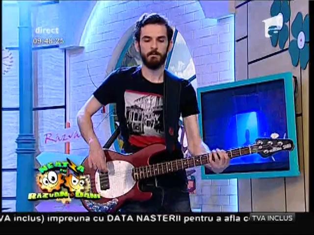 Camioane &icirc;n mulţime: "Fraiera ta"