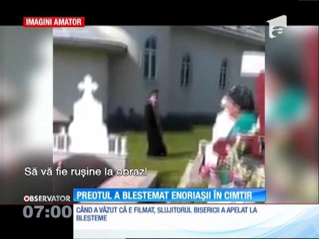 Un preot din Neamţ, filmat &icirc;n timp ce &icirc;și ceartă enoriașii