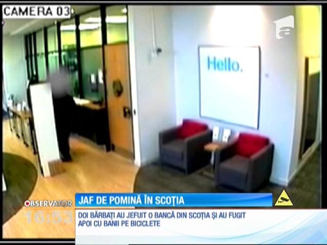 Doi bărbaţi care au jefuit o bancă din Scoţia au fugit pe biciclete