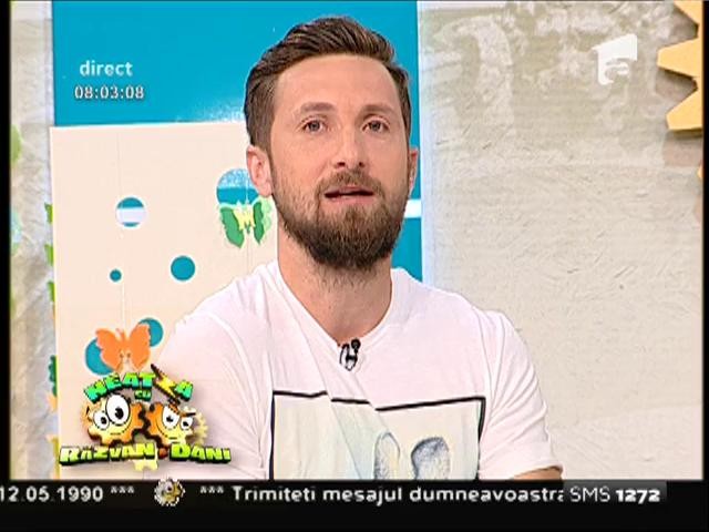 Momente penibile trăite de Răzvan și Dani &icirc;n lift