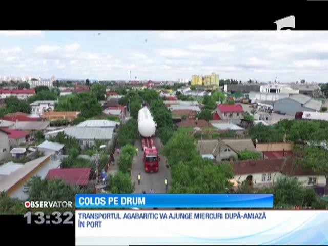 Un transport agabaritic a plecat din Buzău şi urmează să ajungă &icirc;n portul Olteniţa