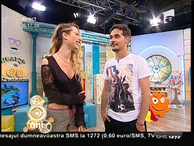 Răzvan Simion a făcut obsesie pentru un obiect vestimentar intim: &rdquo;&Icirc;i țin de at&acirc;ta timp &icirc;nc&acirc;t s-a vălurit elasticul&rdquo;