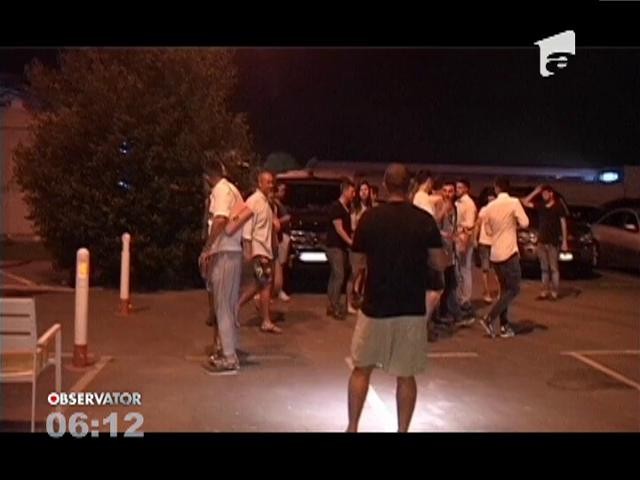 T&acirc;nără &icirc;njunghiată &icirc;ntr-un club din Mamaia