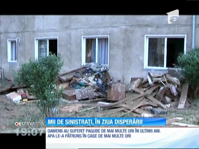 &Icirc;n Petroșani, un cartier &icirc;ntreg a fost afectat de ape