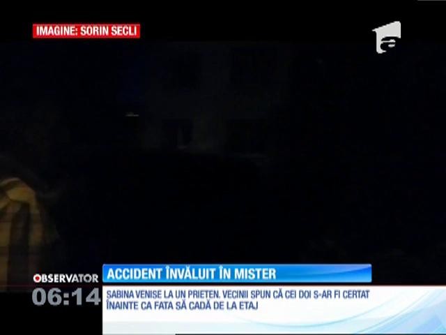 T&acirc;năra care a căzut de la etajul 10 al unui bloc din Braşov se luptă &icirc;n continuare pentru viaţa ei