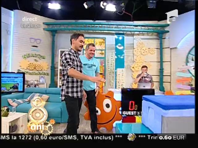 Cătălin Oprişan, surpriză de proporţii.. mici! N-au mai fost 50 de şaorme, ci un covrig.. muşcat!