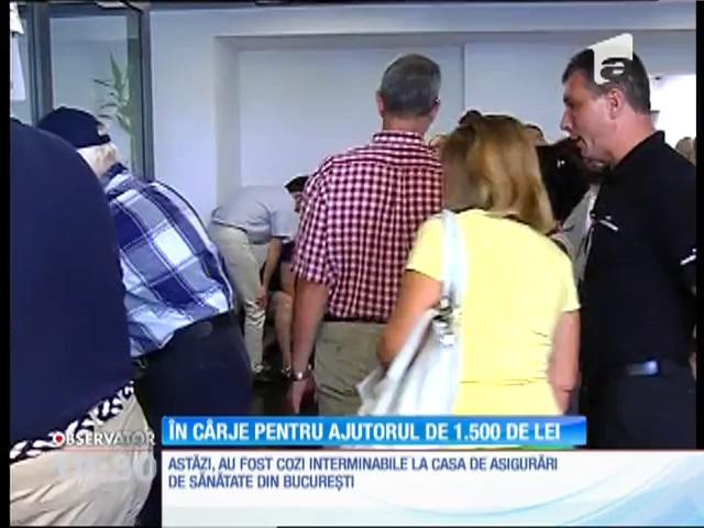 Cozi interminabile la Casa de Asigurări de Sănătate din Bucureşti