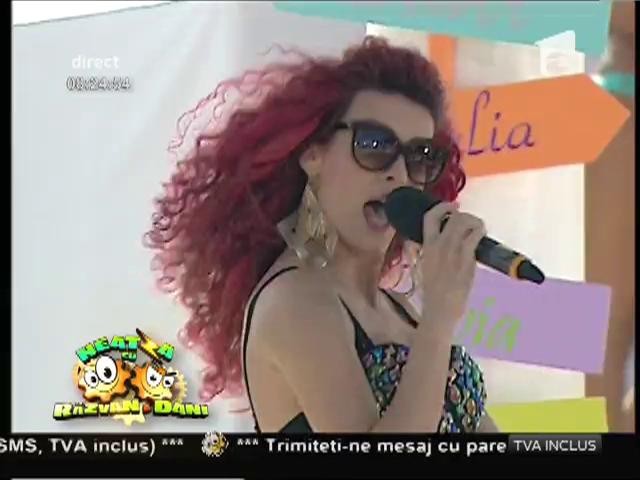 Andreea D - "Rompedon"