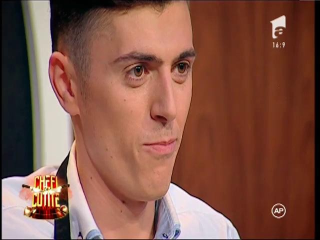 S-a născut bolnav și medicii nu i-au dat șanse de viață, dar s-a născut să &icirc;nvingă! Răzvan gătește de uimește!