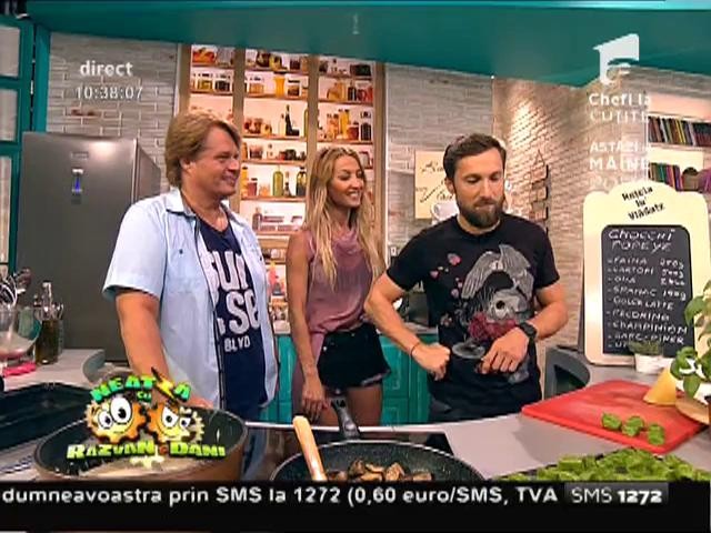 Răzvan şi Dani au m&acirc;ncat pizza cu p&acirc;ine