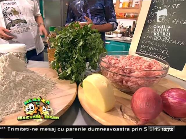 "Colţunaşi fermecaţi", o reţetă inedită cu carne şi lapte, dar şi sos de sm&acirc;nt&acirc;nă