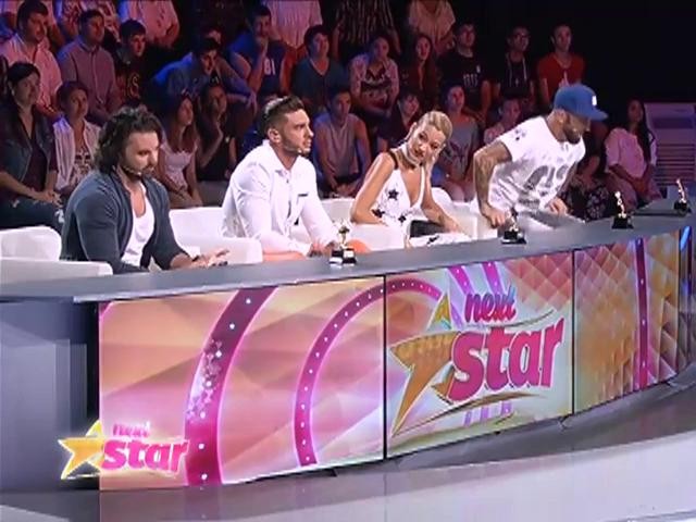 Valeria, micuța din Ardeal, cu voce de artistă!