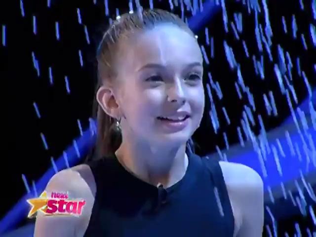 Moș Crăciun a venit pentru Yasmina Butilă, &icirc;n septembrie, cu ninsoare și cadouri