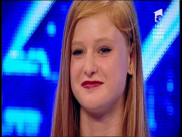 Corina Mureşan se califică în următoarea etapă X Factor cu patru de "DA"!