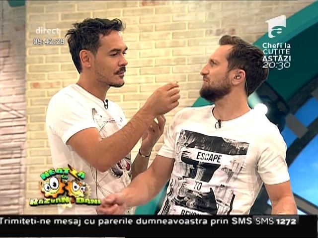 Dani Oțil, obligat să măn&acirc;nce un vierme!: &rdquo;Eu vreau să-l măn&acirc;nc, dar nu intră. Se ține cu gheruțele!&rdquo;