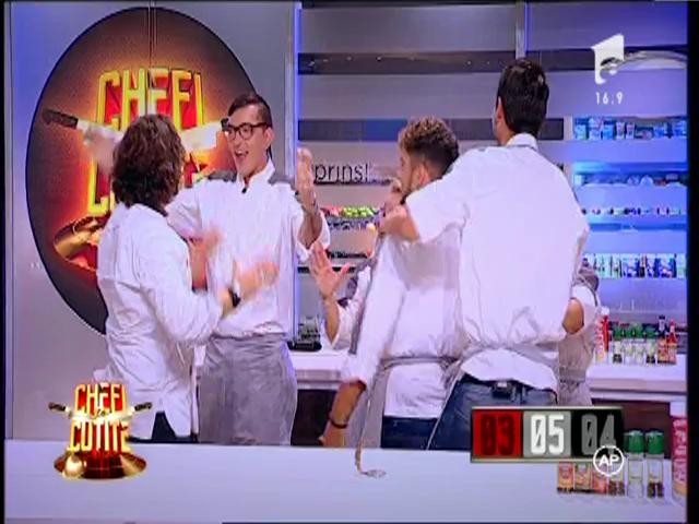 Bucurie fără margini! Uite-i c&acirc;t sunt de fericiți!