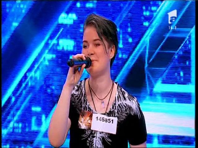 Jurizare. Izabela Toth impresionează juriul X Factor